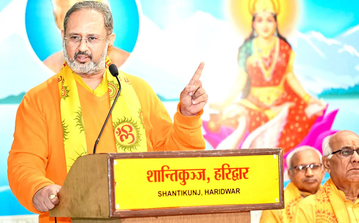 उपासना परमात्मा से जुडने की विधि: डॉ पण्ड्या