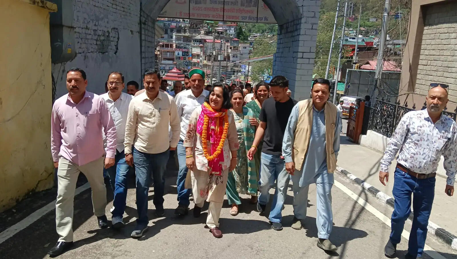 जिला परिषद चुनाव : नामांकन के अंतिम दिन मंडी जिला में 123 प्रत्याशियों ने भरे नामांकन