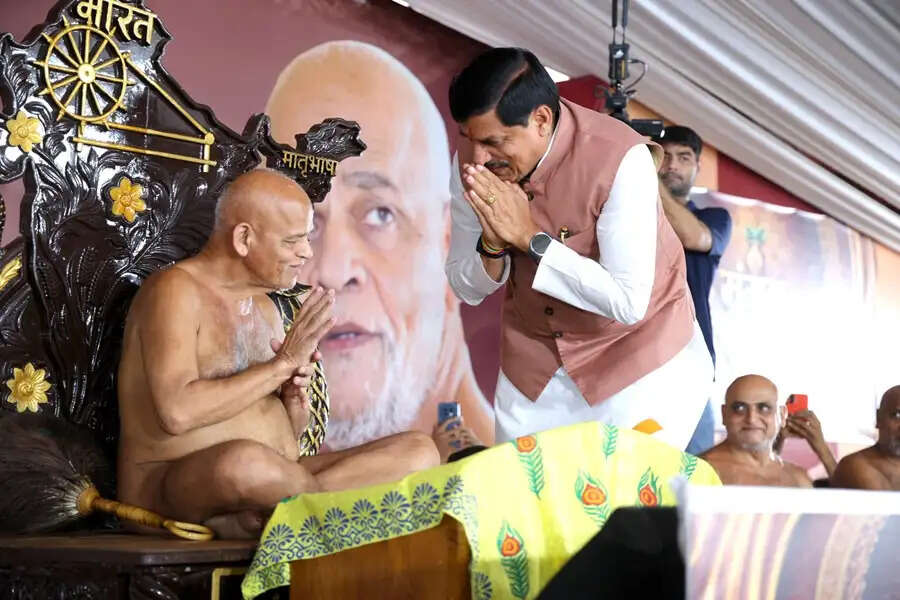 संतों का साथ और आर्शीवाद ही हमें ले जाता है सद्मार्ग पर : मुख्यमंत्री डॉ. यादव