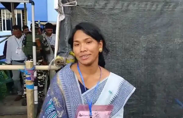 राजगंज सीट पर पिछड़ीं स्वप्ना बर्मन, विधायक बनने का सपना अधूरा