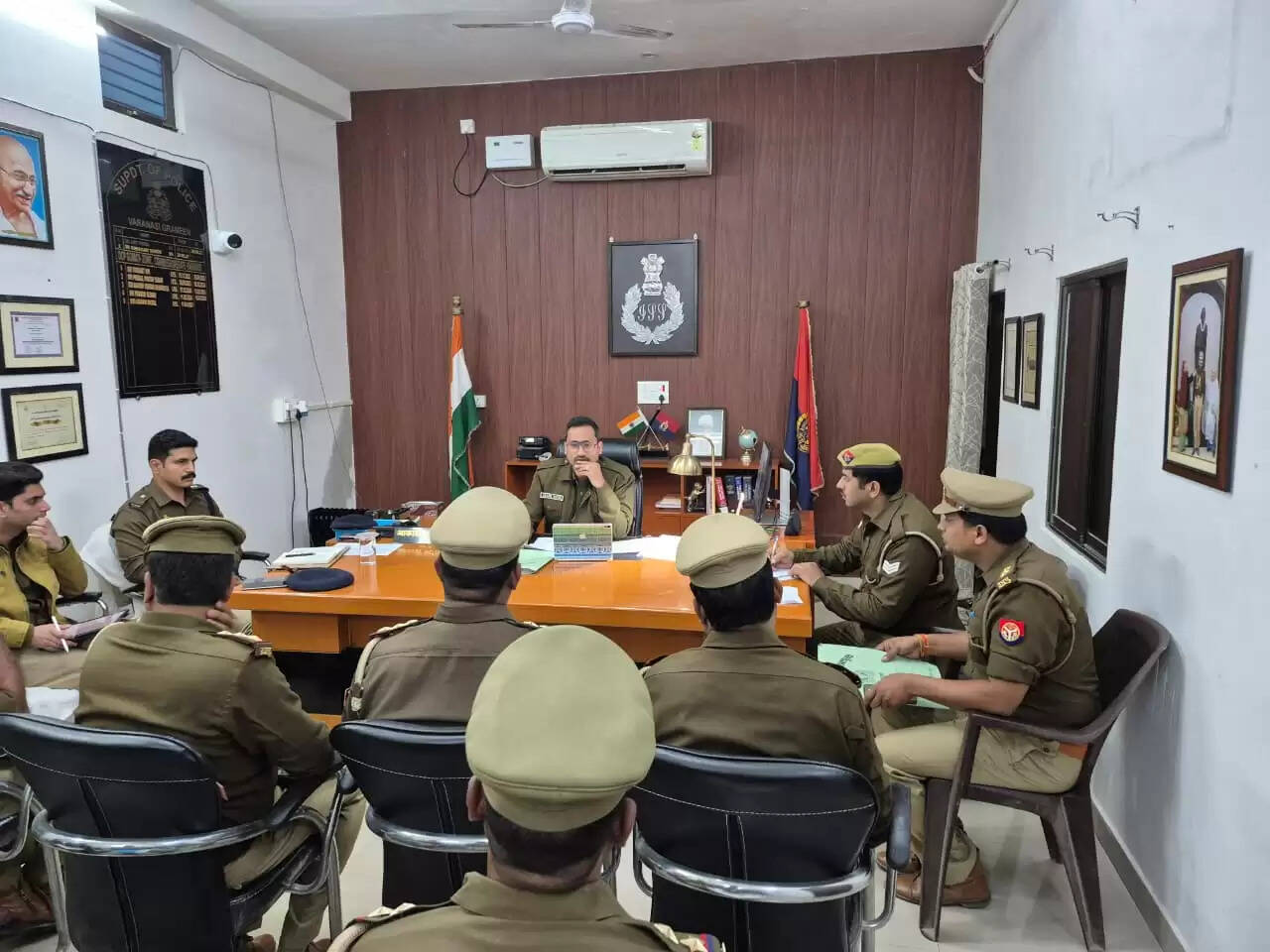 बिना कारण लंबित विवेचनाओं को प्राथमिकता से समयबद्ध निस्तारण करें : आकाश पटेल