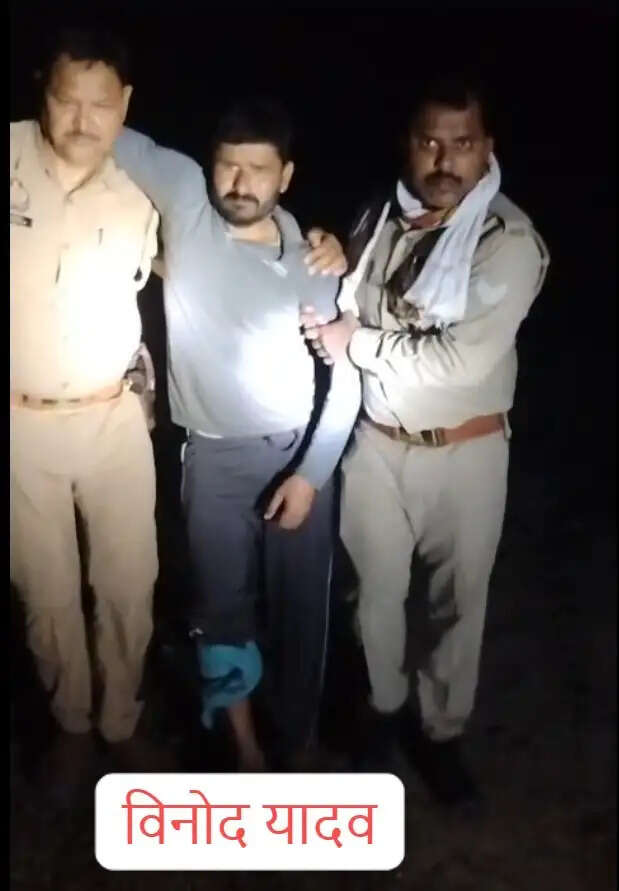 सुलतानपुर :पचीस हजार का इनामी गौ तस्कर पुलिस मुठभेड़ मे घायल