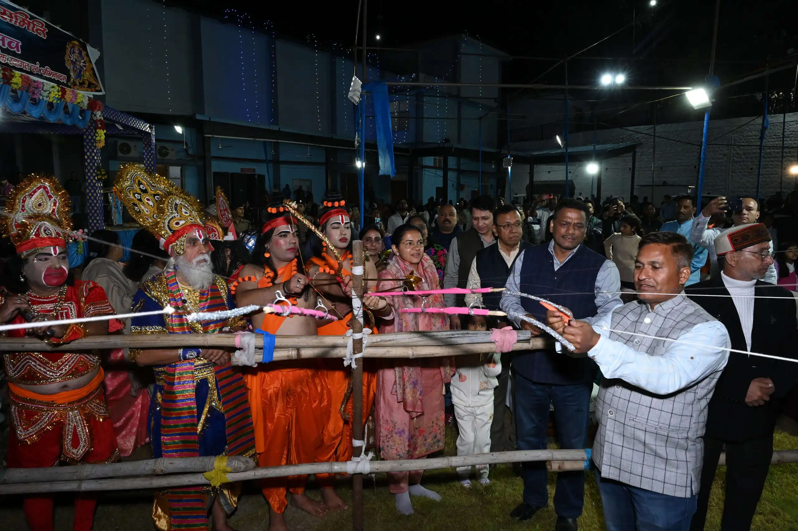 टीएचडीसी में धूमधाम से मनाई विजयादशमी, रावण-कुंभकर्ण के पुतले जलाए