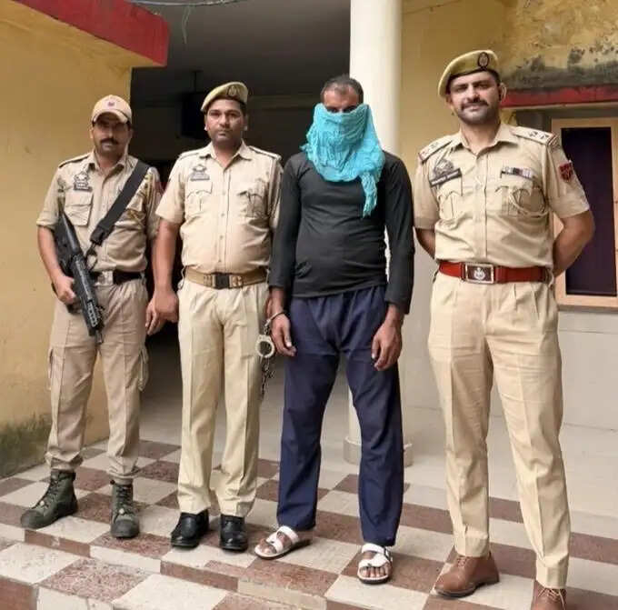 पिट-एनडीपीएस एक्ट के तहत आरोपी गिरफ्तार, जेल भेजा