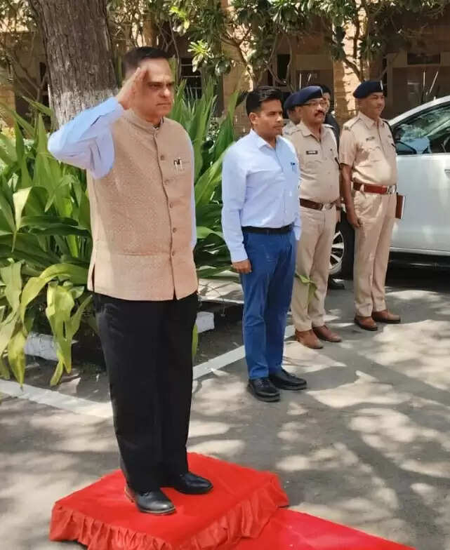 रिफाइनरी से बड़े पैमाने पर मिलेंगे रोजगार के अवसर : सीएस