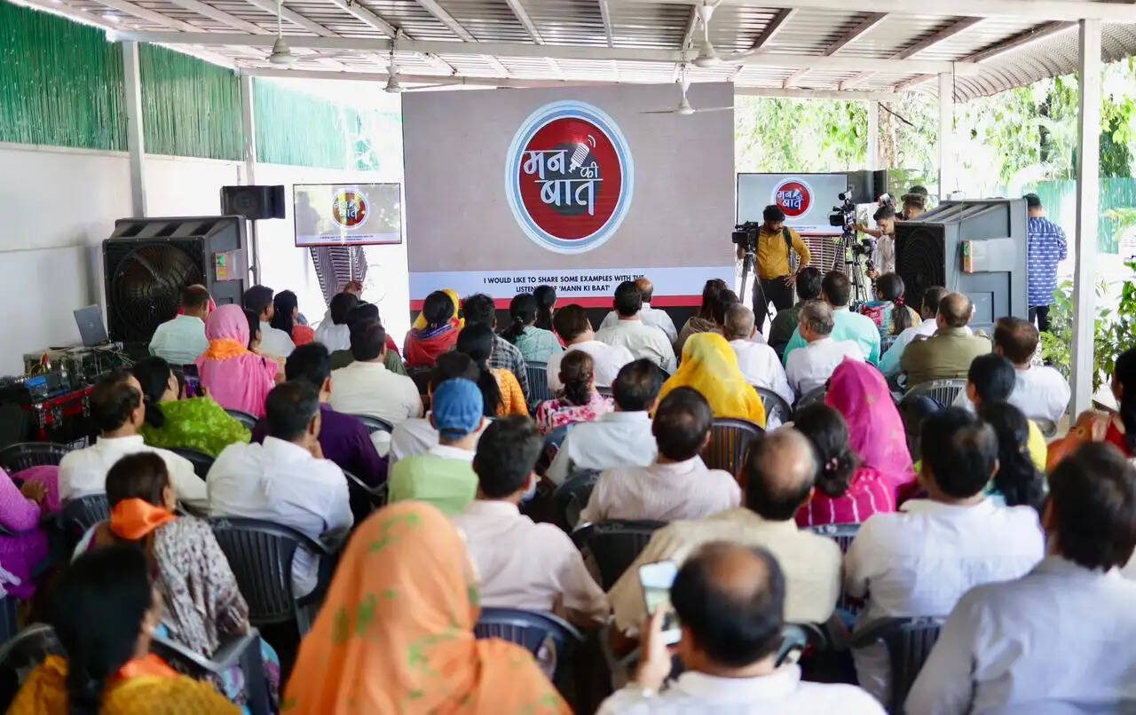 उपमुख्यमंत्री दीया कुमारी संग कार्यकर्ताओं ने सुनी मन की बात