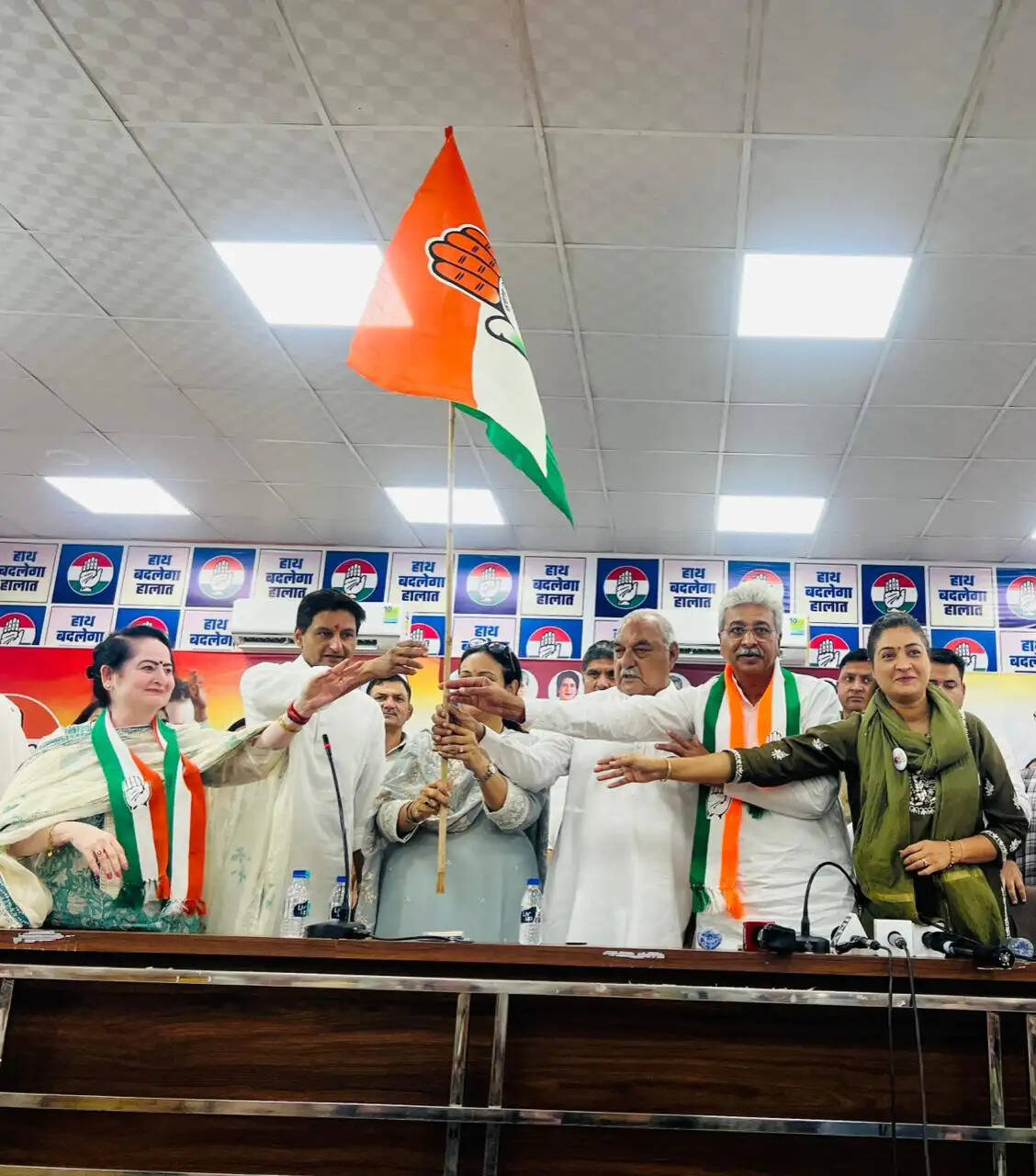 हरियाणा महिला कांग्रेस अध्यक्ष ने कार्यभार संभाला