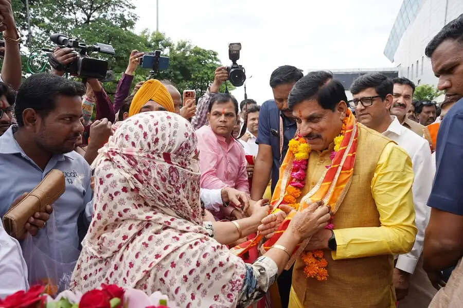 विभिन्न धर्मों और सामाजिक संगठनों के प्रतिनिधियों ने यूसीसी को लेकर मुख्यमंत्री का जताया आभार