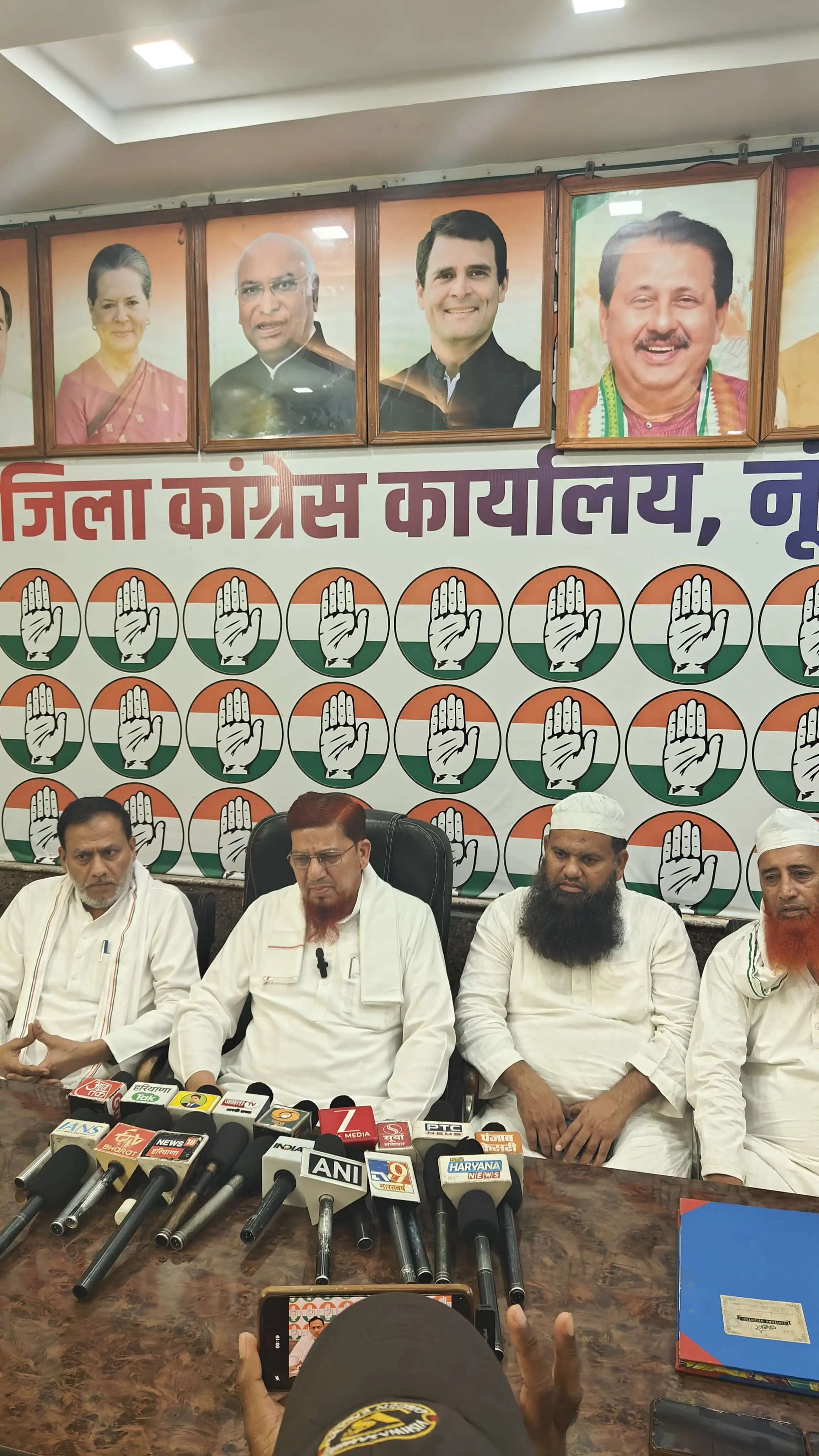 विरोध करने वालों पर मुकदमा दर्ज करना लोकतांत्रिक मूल्यों के खिलाफ: शहीदा खान