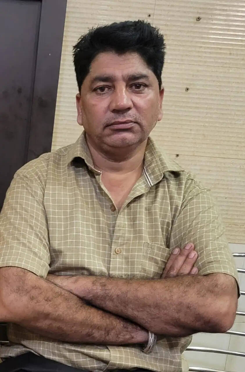 मोहाली में पूर्व विशेष डीजीपी के घर पर गोली लगने से एएसआई की मौत