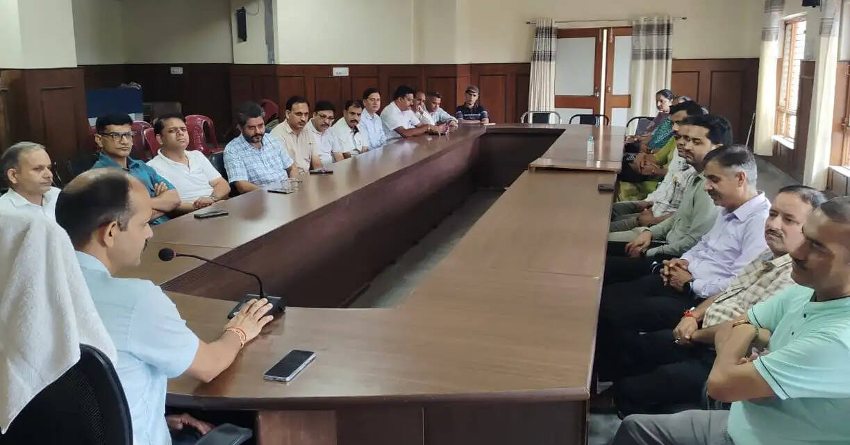 भोरंज के सरकारी स्कूलों में ऑनलाइन कोचिंग के अच्छे परिणाम : एसडीएम