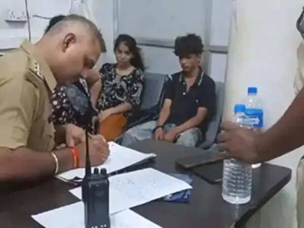 जबलपुर में देर रात सनसनीखेज वारदात, युवक की चाकू मारकर हत्या, पुरानी रंजिश में घर के बाहर घेरा