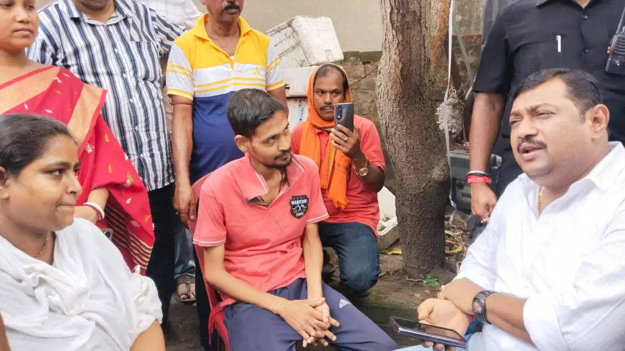 मणिपुर में उग्रवादियों की गोलीबारी में हुगली के ट्रक चालक की मौत, परिवार पर टूटा दुखों का पहाड़