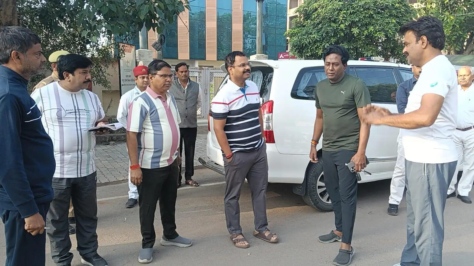 आईजीआरएस शिकायतों में लापरवाही पर नगर आयुक्त का बड़ा एक्शन, 10 आउटसोर्स कर्मी बर्खास्त