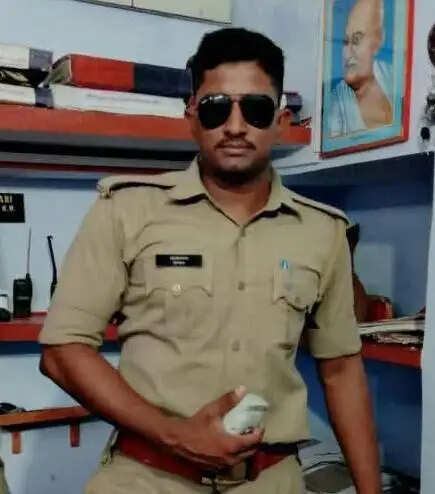 एंटी करप्शन टीम ने रिश्वत लेते सिपाही को रंगे हाथ दबोचा, एसपी ने किया निलंबित
