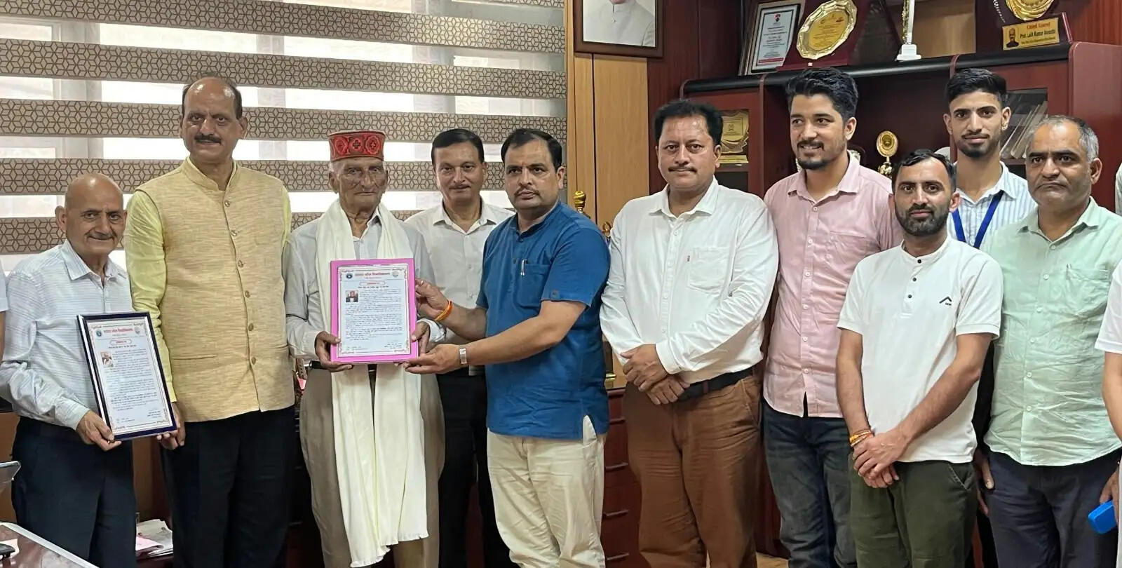 शिक्षक समाज और राष्ट्र के भविष्य के निर्माता :आचार्य ललित कुमार अवस्थी