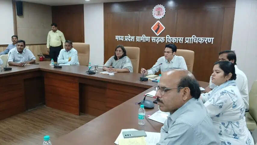 जल गंगा संवर्धन अभियान के सहभागी सभी विभाग डैशबोर्ड में अनिवार्य रूप से दर्ज करें जानकारी : एसीएस रस्तोगी