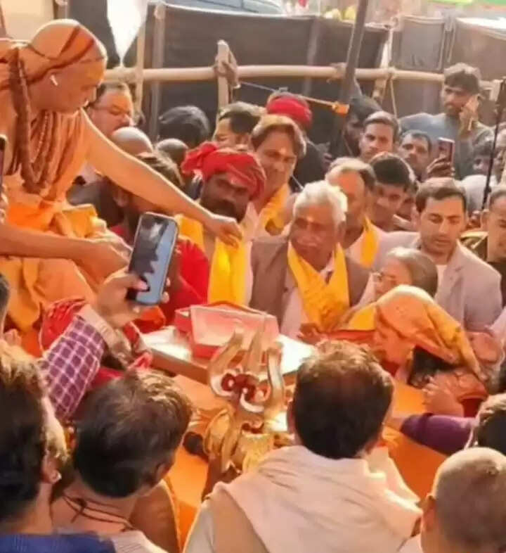 शंकराचार्य स्वामी अविमुक्तेश्वरानंद महाराज के साथ घटना निंदनीय, विधानसभा में उठाऊंगा मुद्दा : माता प्रसाद पाण्डेय