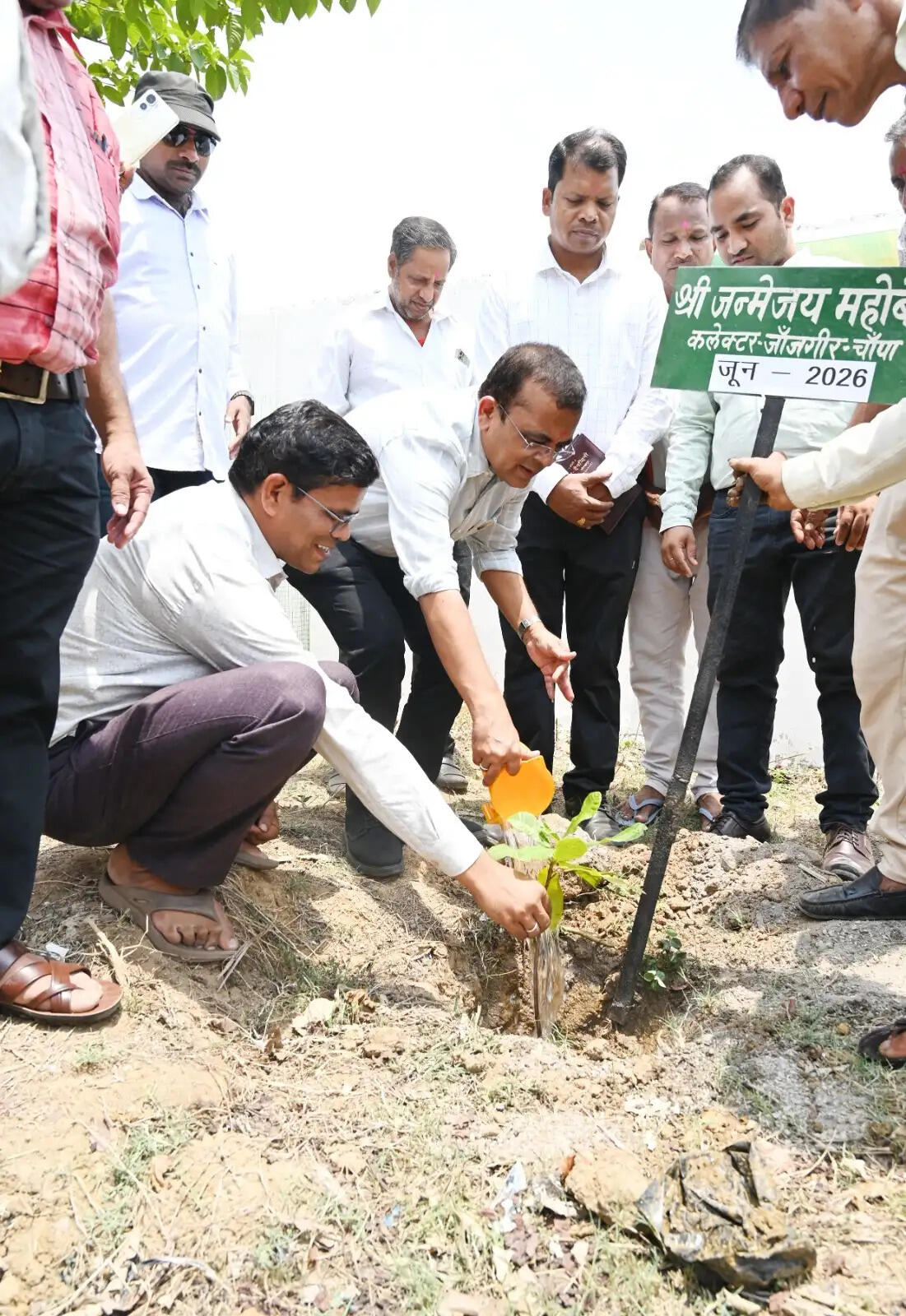 शाला प्रवेश उत्सव में शामिल हुए कलेक्टर जन्मेजय महोबे