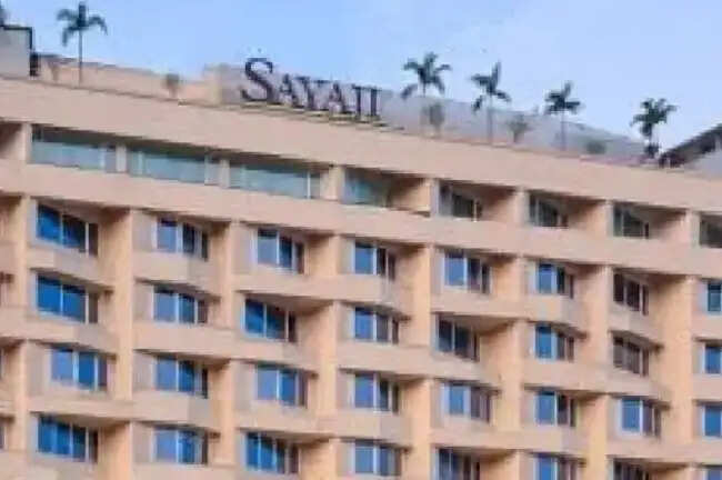 इंदौरः सयाजी होटल को हाईकोर्ट से राहत, किचन खोलने के आदेश, खाद्य लाइसेंस निलंबन पर भी रोक