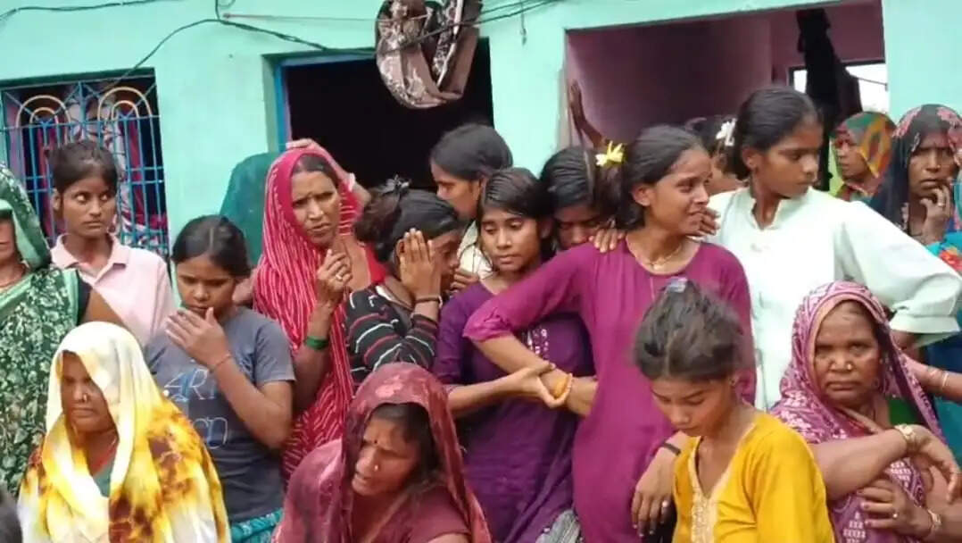 ससुराल से लाैटने के बाद युवक ने फांसी लगाकर दी जान
