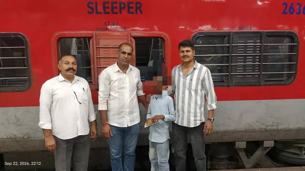 आरपीएफ के ‘ऑपरेशन नन्हे फरिश्ते’ ने लौटाई परिवार की खुशियां