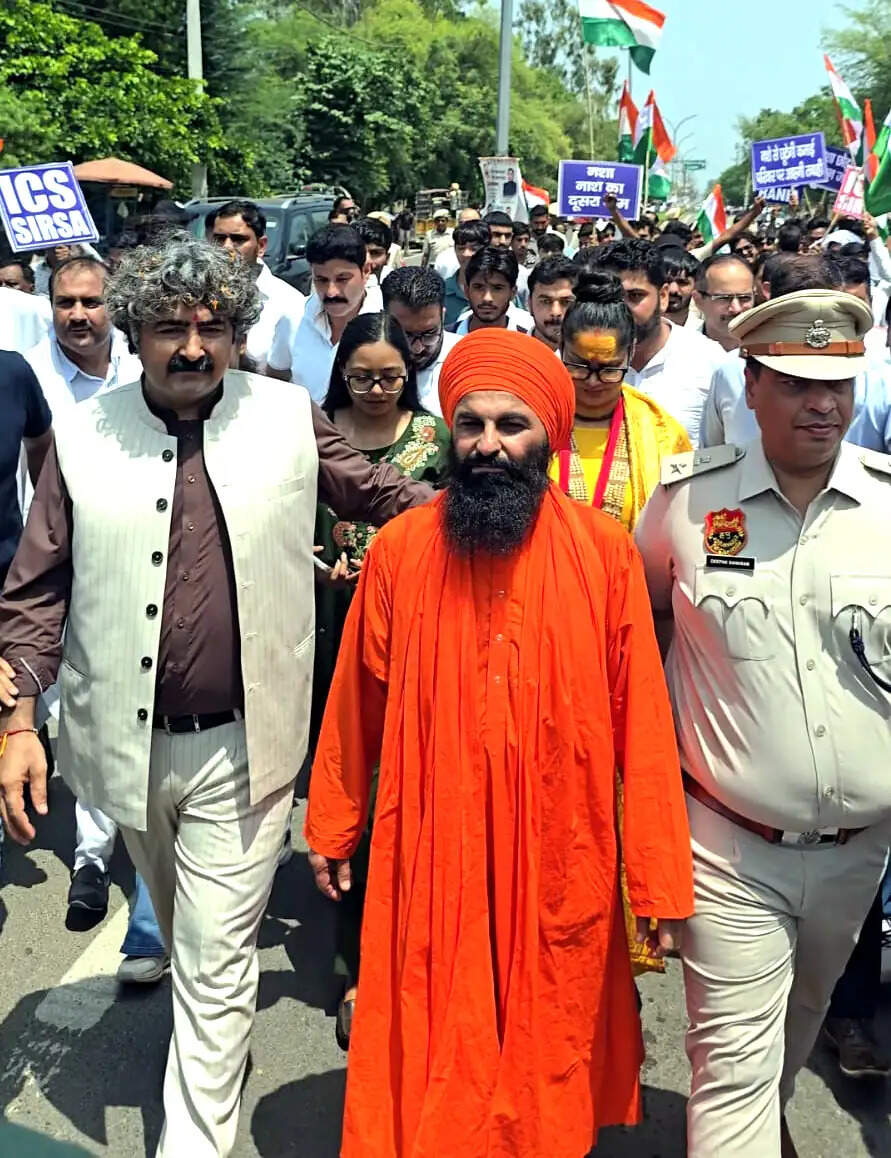 सिरसा: नशा बेचने वालों का करें सामाजिक बहिष्कार: एसपी