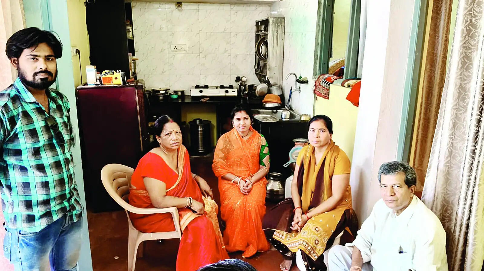 जबलपुरः आधारताल की कटरा बस्ती में, हिंदू परिवारों ने लगाया प्रताड़ना का आरोप