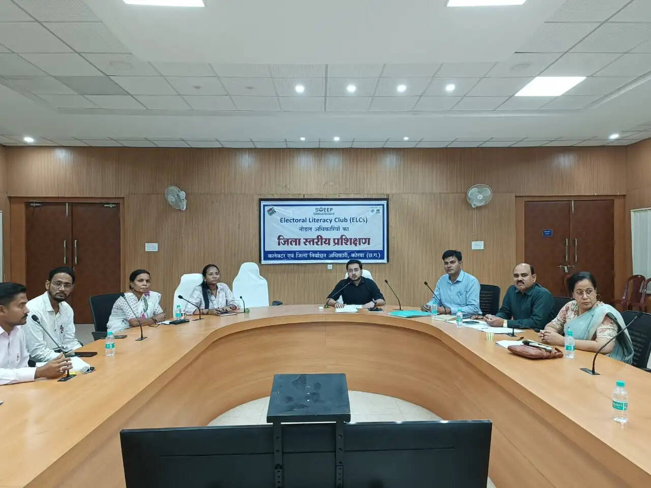 कोरबा में ईएलसी नोडल अधिकारियों का जिलास्तरीय प्रशिक्षण सम्पन्न, युवा मतदाताओं को मतदान से जोड़ने पर जोर