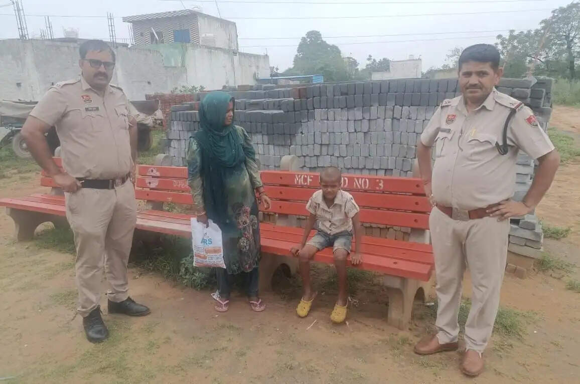 गुरुग्राम: फरुखनगर पुलिस ने एक घंटे में तलाशी गुम हुई बच्ची