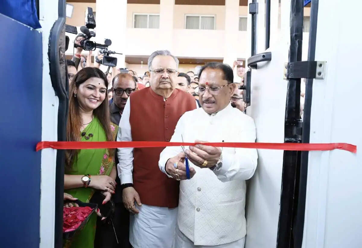 ग्रामीण विद्यार्थियों को आधुनिक तकनीकों से जोड़ना विकसित छत्तीसगढ़ की दिशा में महत्वपूर्ण कदम : मुख्यमंत्री&nbsp;साय