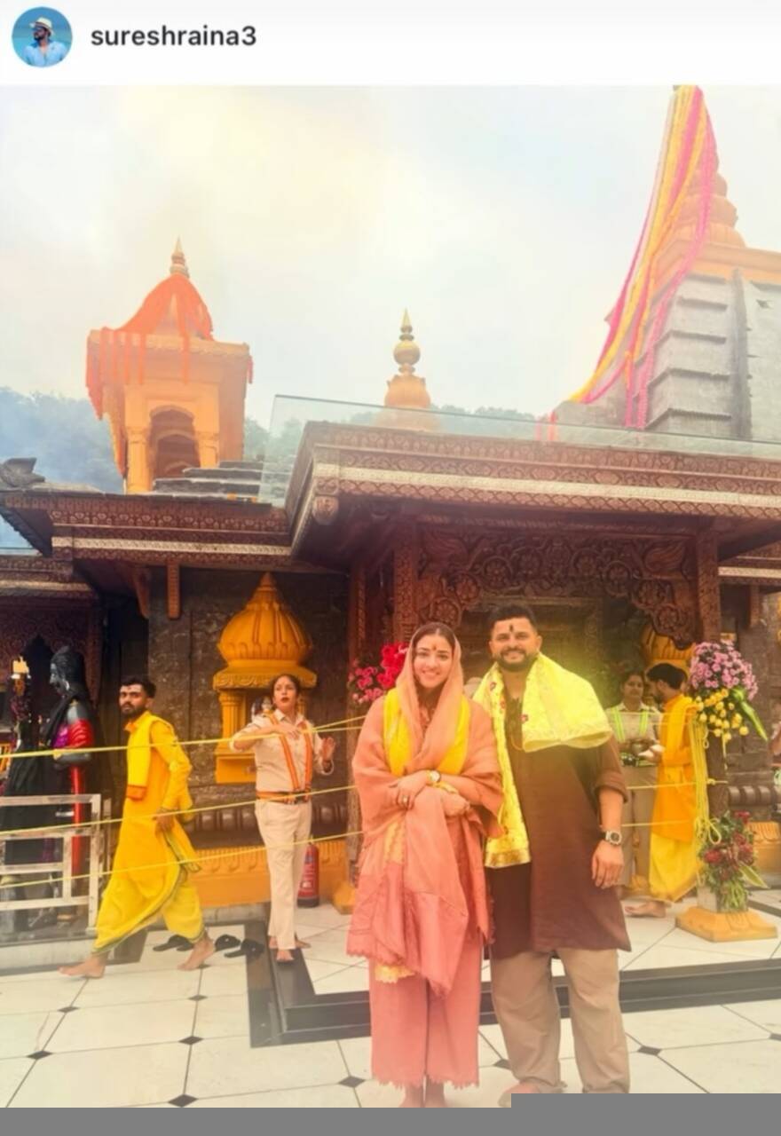 नवरात्रि के पहले दिन माता के दरबार पहुंचे सुरेश रैना, परिवार के साथ लिया आशीर्वाद