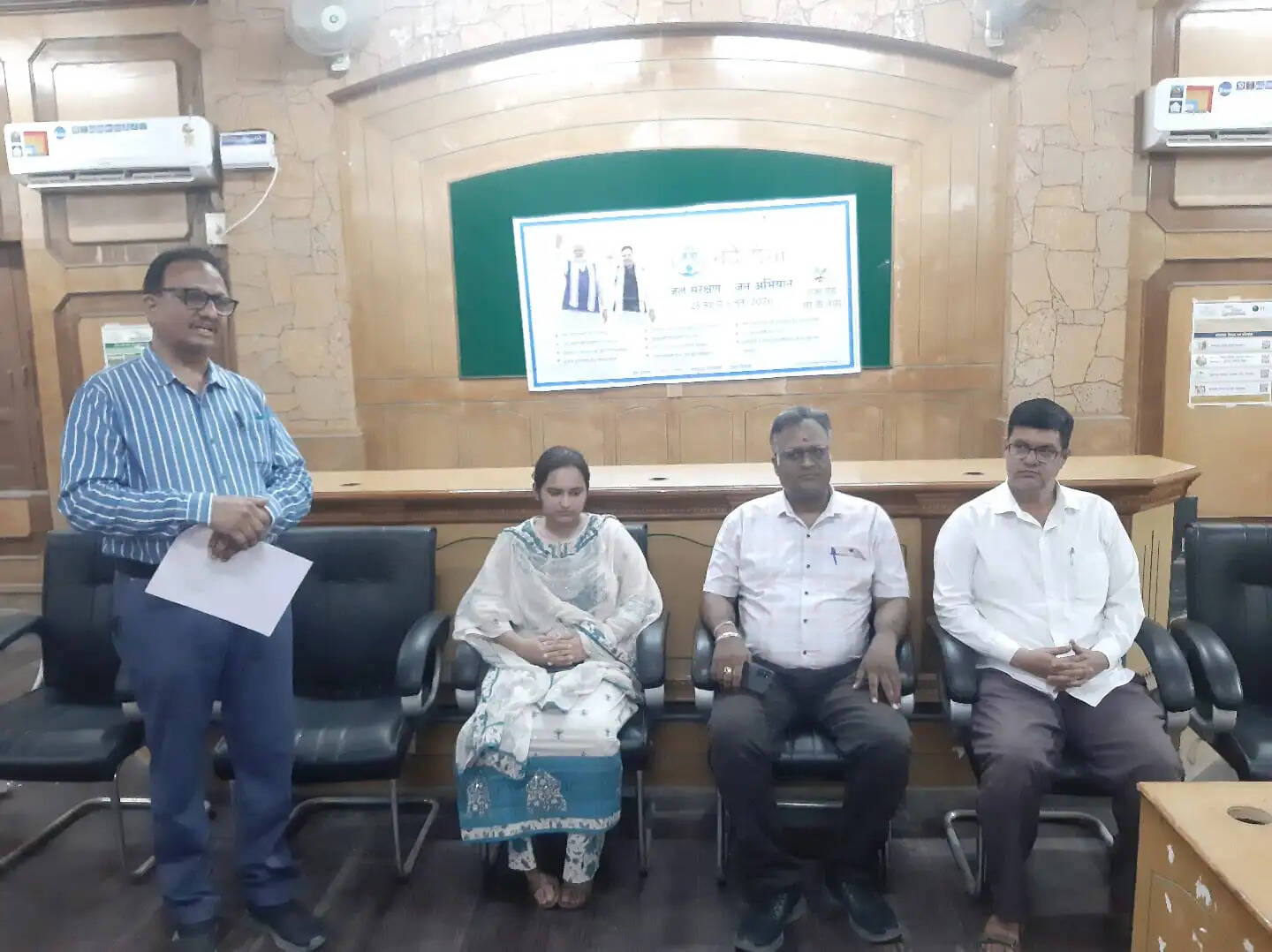 वंदे गंगा अभियान के तहत 356 जल संरक्षण कार्य स्वीकृत, 41 करोड़ लीटर बढ़ेगी जल संग्रहण क्षमता