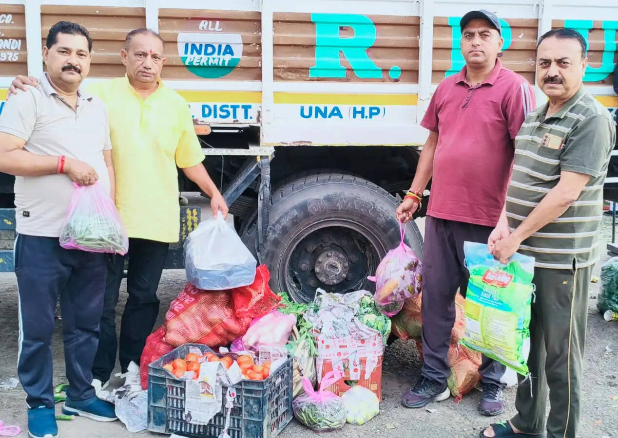 भाजपा ओबीसी मोर्चा ने जरूरतमंद परिवार की बेटी के विवाह में की सहायता