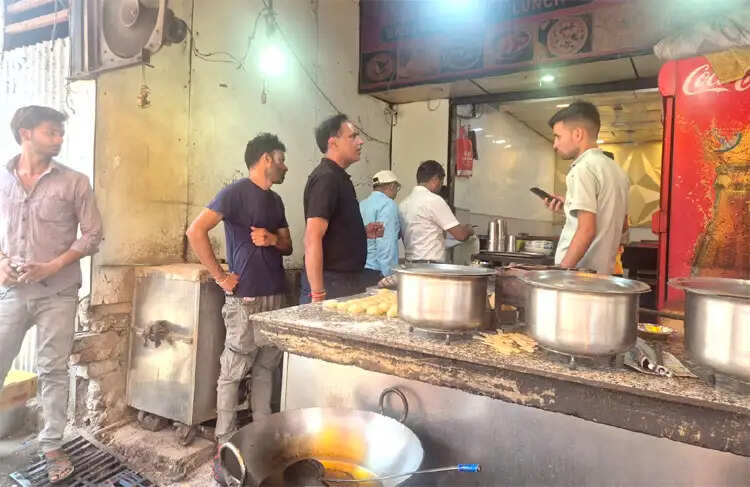 चारधाम यात्रा को लेकर खाद्य सुरक्षा विभाग की बड़ी कार्रवाई, 9 प्रतिष्ठानों को नोटिस