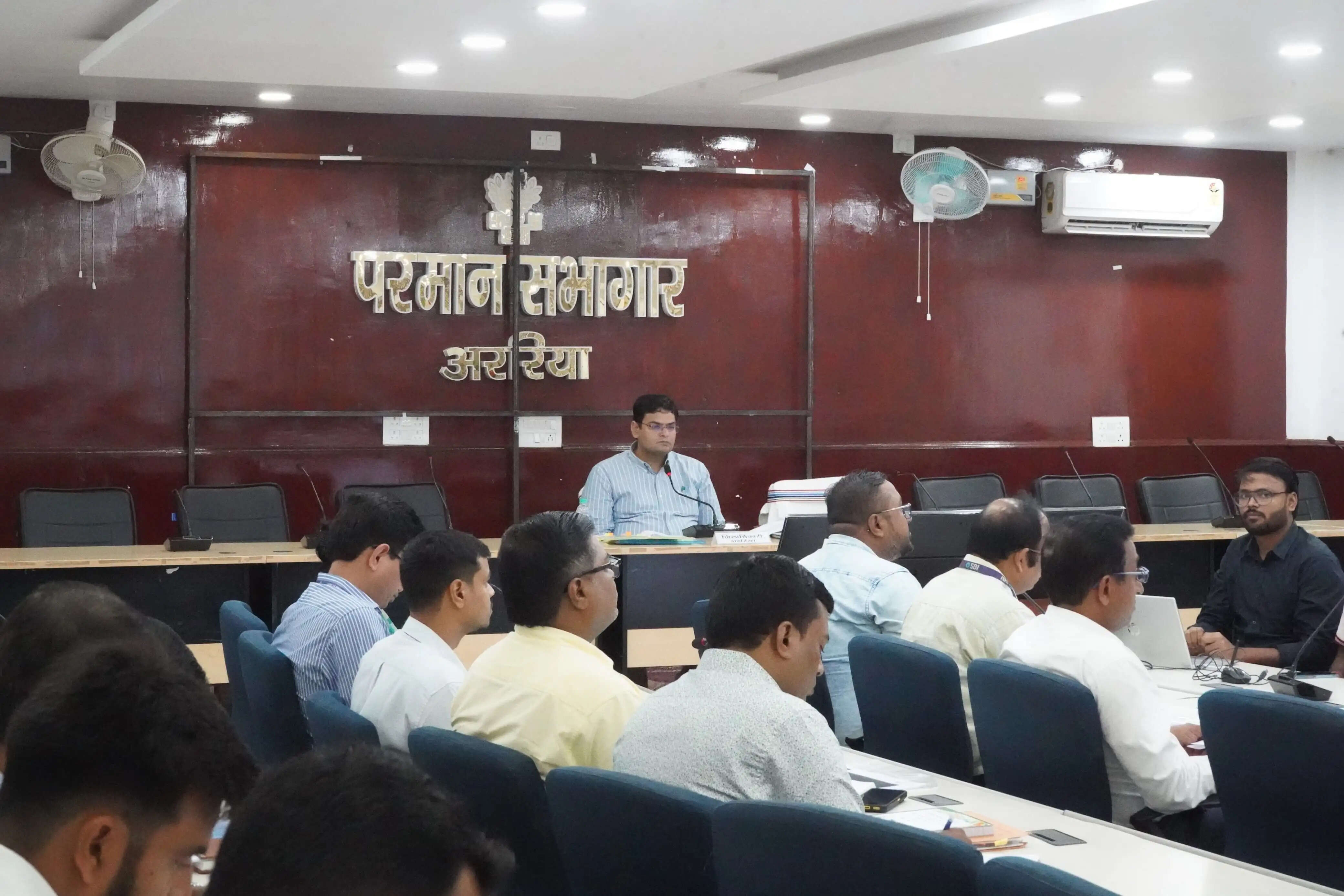जिला स्तरीय परामर्शदात्री समिति की बैठक, पीएम सूर्य घर योजना में ऋण स्वीकृति बढ़ाने का दिया गया लक्ष्य