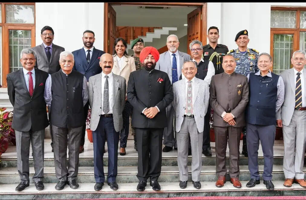 राष्ट्रीय सुरक्षा पर राज्यपाल ने 'भीष्म' थिंक टैंक के विशेषज्ञों से किया मंथन