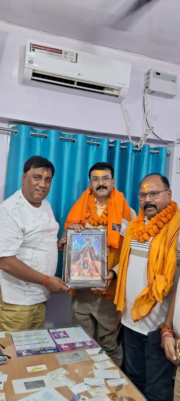 पर्यटन विभाग के जीएम और एसटीएफ एसपी ने किए बाबा हरिहरनाथ के आरती में हुए शामिल