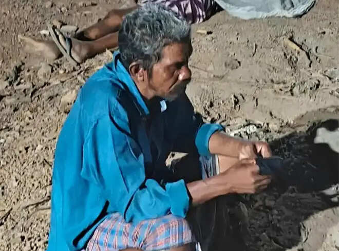 पिता ने पुत्र की&nbsp;टांगिया से हमला कर की&nbsp;हत्या ,&nbsp;आराेपित&nbsp;गिरफ्तार