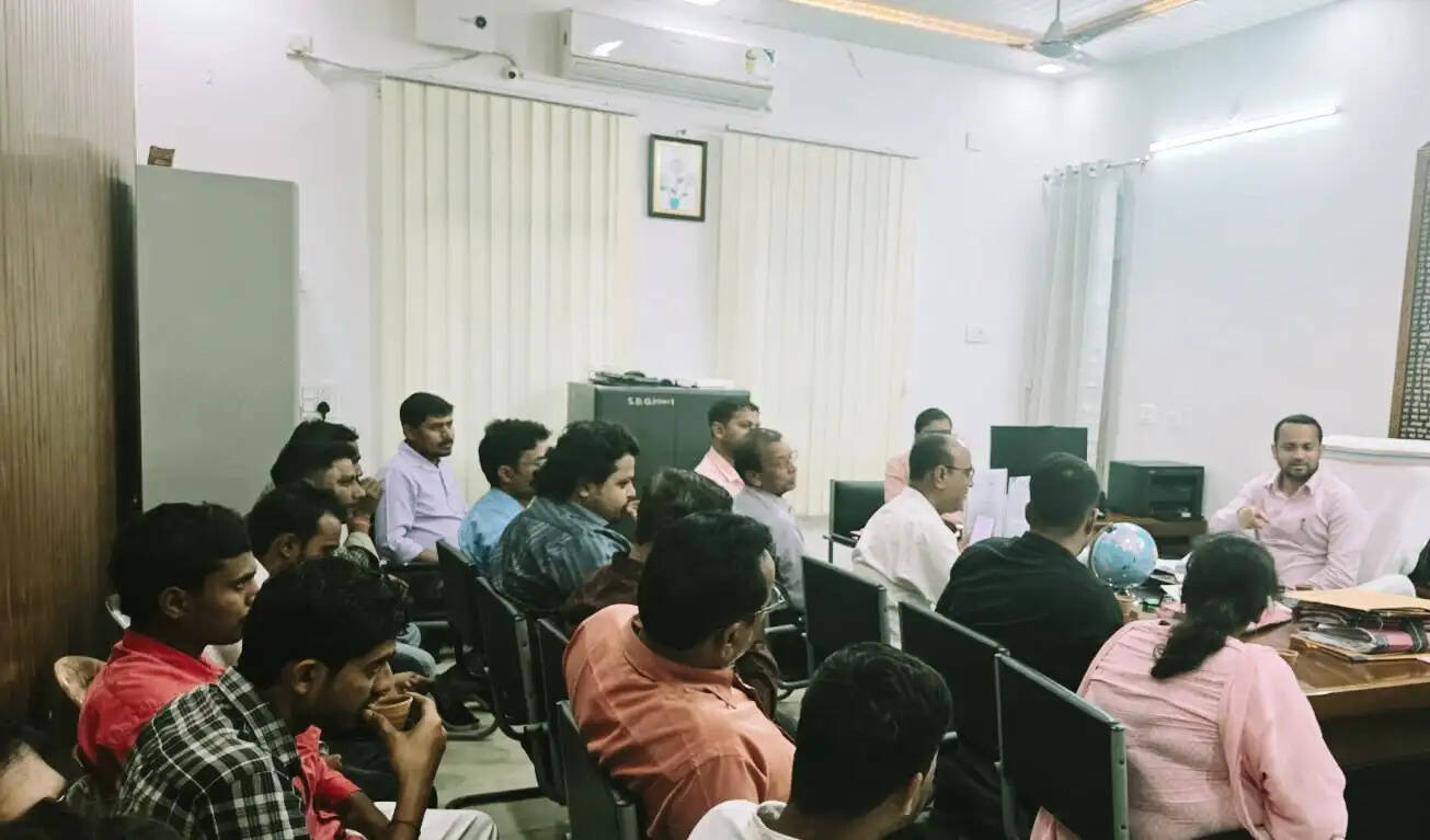 गैस आपूर्ति को लेकर अनुश्रवण समिति की बैठक