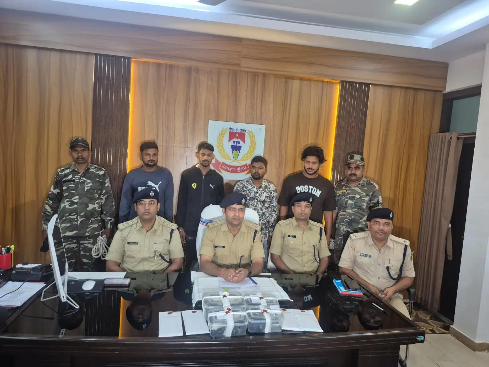 रांची में 4000 पुड़िया ब्राउन शुगर के साथ चार तस्कर गिरफ्तार, 338 ग्राम मादक पदार्थ जब्त