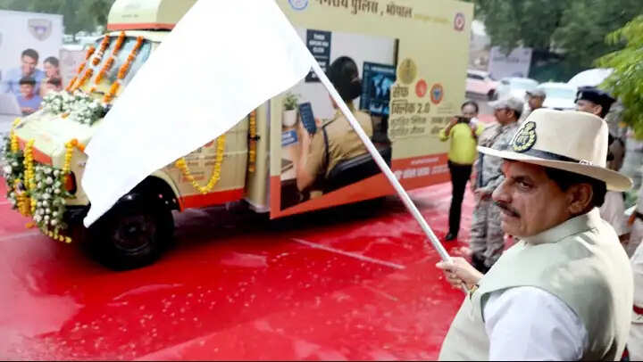साइबर खतरों को समझना और सावधानी ही उनसे बचने का सबसे बड़ा रास्ता : मुख्यमंत्री डॉ. यादव