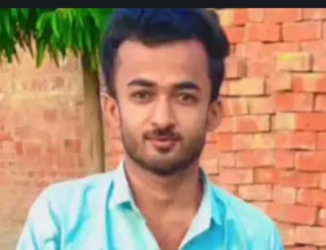 बीएससी नर्सिंग का पेपर देने आगरा गए युवक की सड़क हादसे में मौत