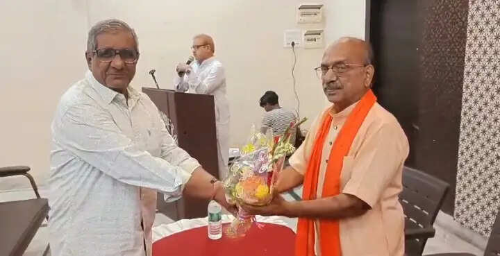 कुल्टी विधानसभा सीट के भाजपा उम्मीदवार ने चेंबर प्रतिनिधियों के साथ की बैठक