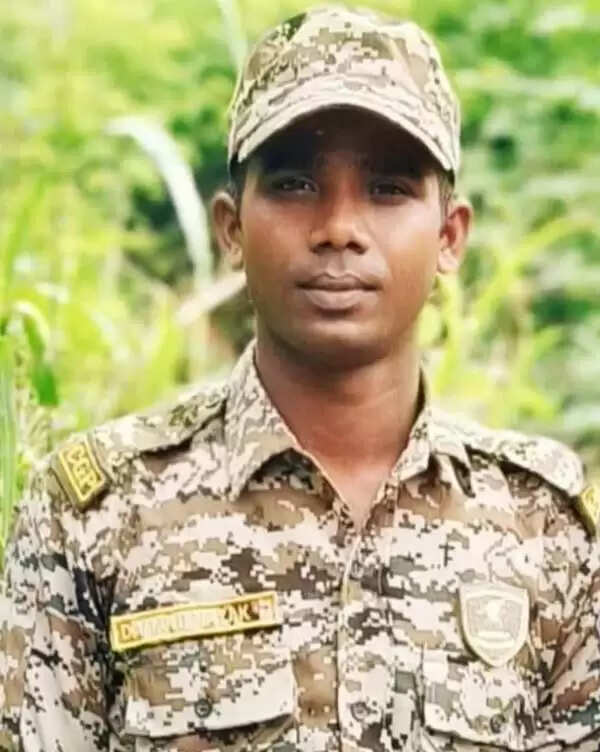 जगदलपुर : लापता आरक्षक का शव आसना के जंगल में मिला