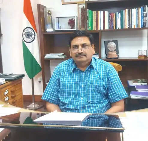 संरक्षा, सेवा व संचालन में सुदृढ़ रहा उत्तर मध्य रेलवे का वित्तीय वर्ष : महाप्रबंधक