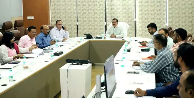 कौशल विकास गतिविधियों की सतत मॉनिटरिंग से युवाओं को मिलेगा बेहतर प्रशिक्षण और रोजगार : मंत्री टेटवाल