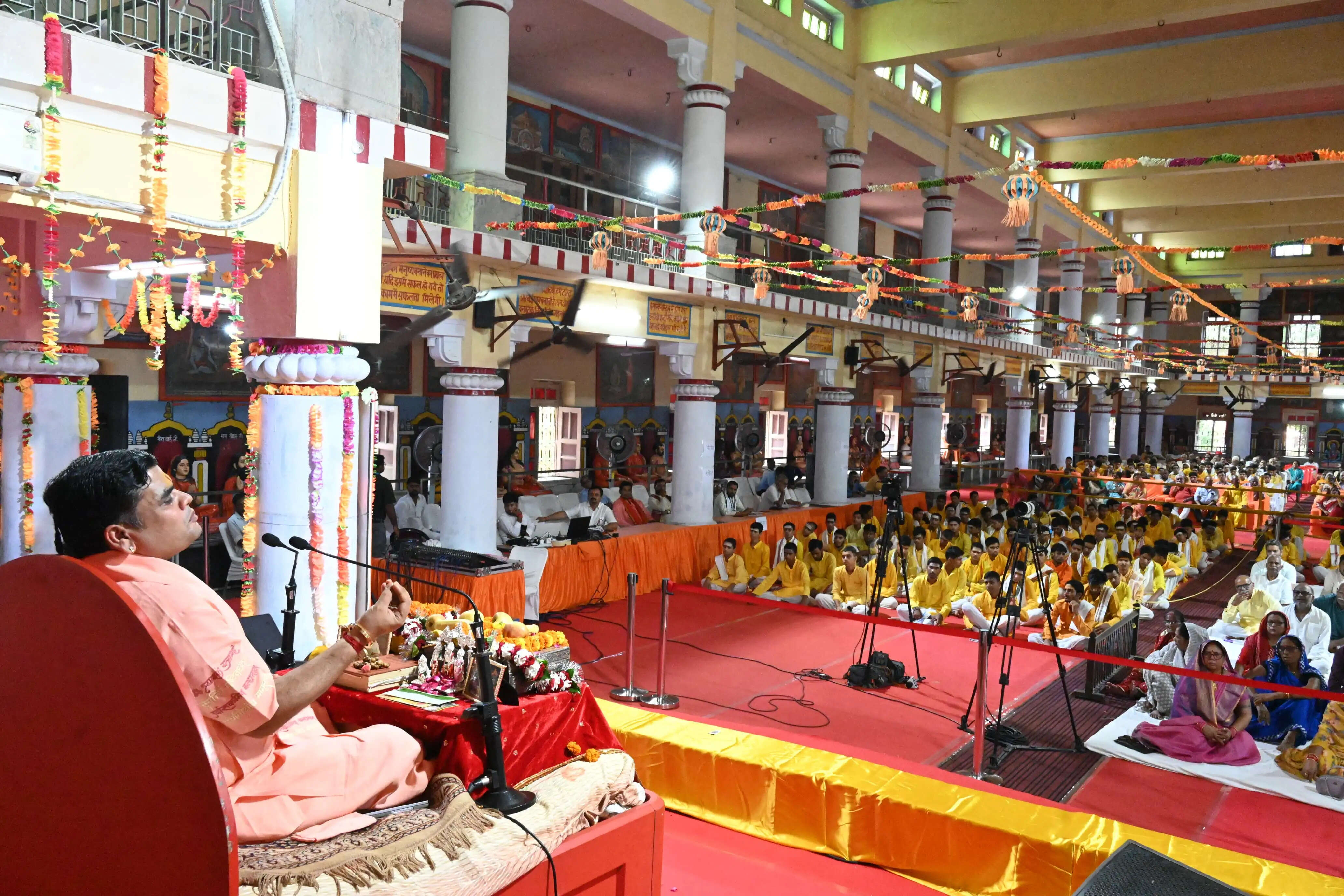 श्रद्धा और विश्वास से ही समझा जा सकता है प्रभु का चरित्र : शांतनु जी महाराज