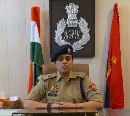निजी तस्वीरें-वीडियो लीक होने पर घबराएं नहीं, पुलिस से करें शिकायत
