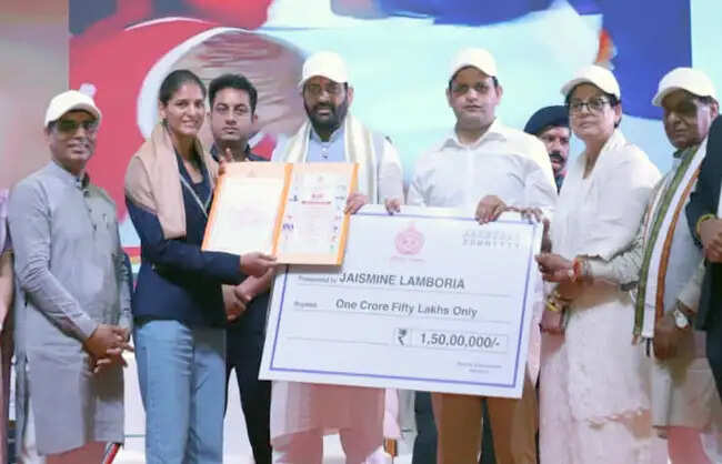 हर जिले में बनेंगे सिंथेटिक ट्रैक, नियुक्त होंगे विदेशी कोच : गौरव गौतम